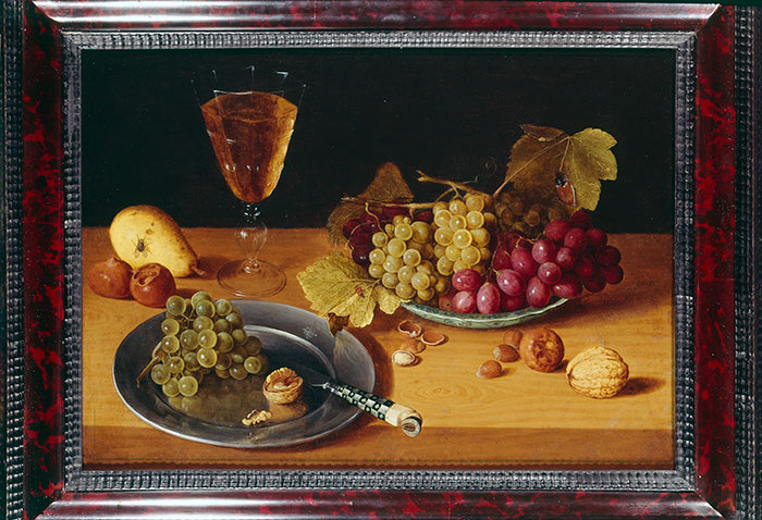 Prudence Cuming Associates — Soreau Isaac - sec. XVII - Natura morta con ciotola d'uva, frutta, noci, nocciole e calice — insieme